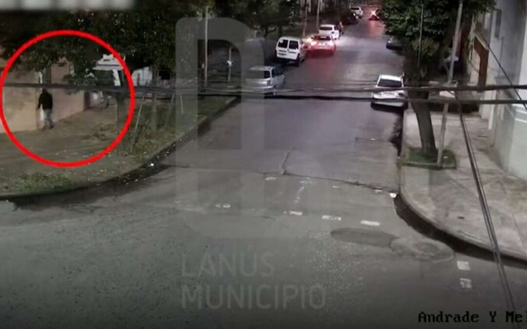LANÚS: UN POLICÍA RETIRADO FUE ASESINADO FRENTE A SU ESPOSA CUANDO INTENTABAN ROBARLE EL AUTO
