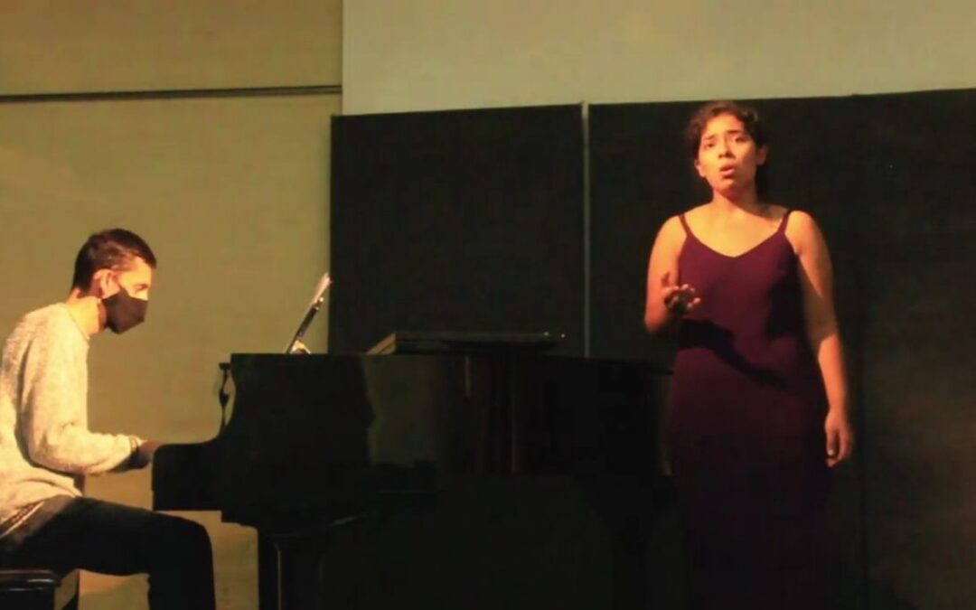 TOCA PIANO, CANTA ÓPERAS, ESTUDIA EN EL COLÓN Y ES METALÚRGICA: UNA RIONEGRINA EJEMPLAR