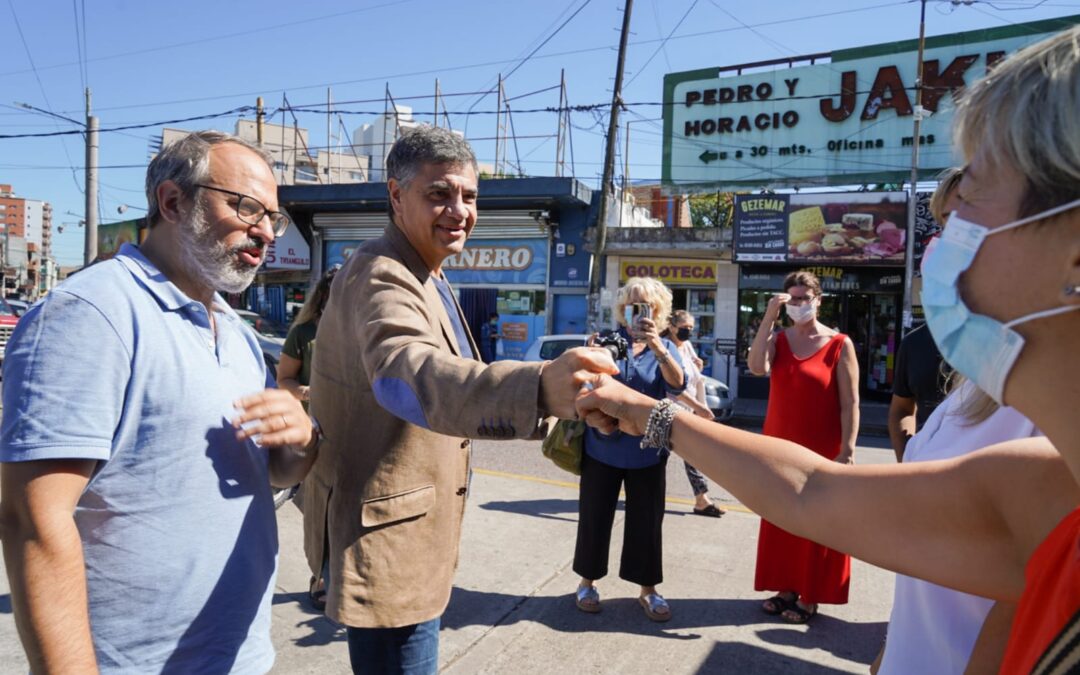 JORGE MACRI SE REUNIÓ CON VECINOS Y COMERCIANTES DE TRES DE FEBRERO