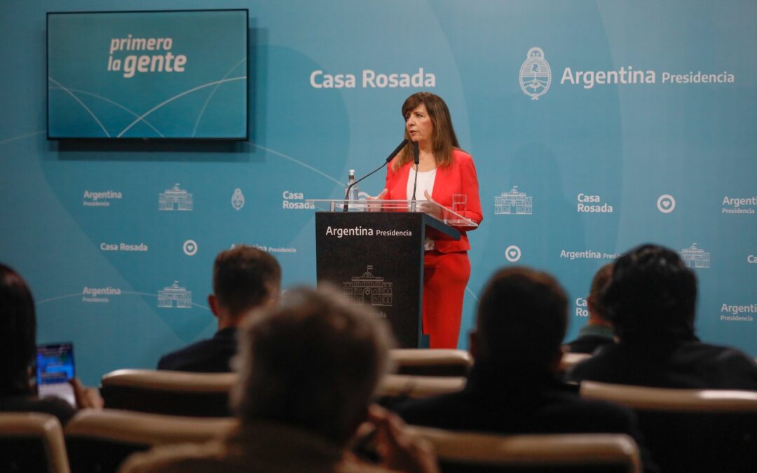 CERRUTI ASEGURÓ QUE NO HABRÁ CEPO AL DÓLAR Y QUE NO TIENE LA INFORMACIÓN DE LA INFLACIÓN ANUAL