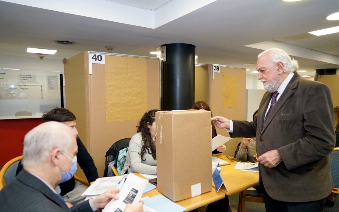 GIL LAVEDRA SE INDIGNÓ POR LAS OMISIONES DE “ARGENTINA 1985”