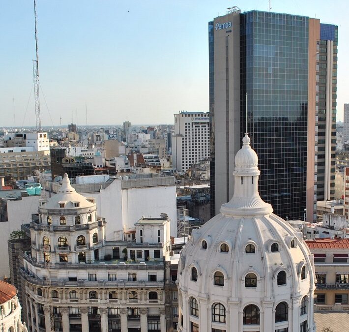 PESE A QUE SE RETASARON MILES DE INMUEBLES SE VENDE POCO EN BUENOS AIRES