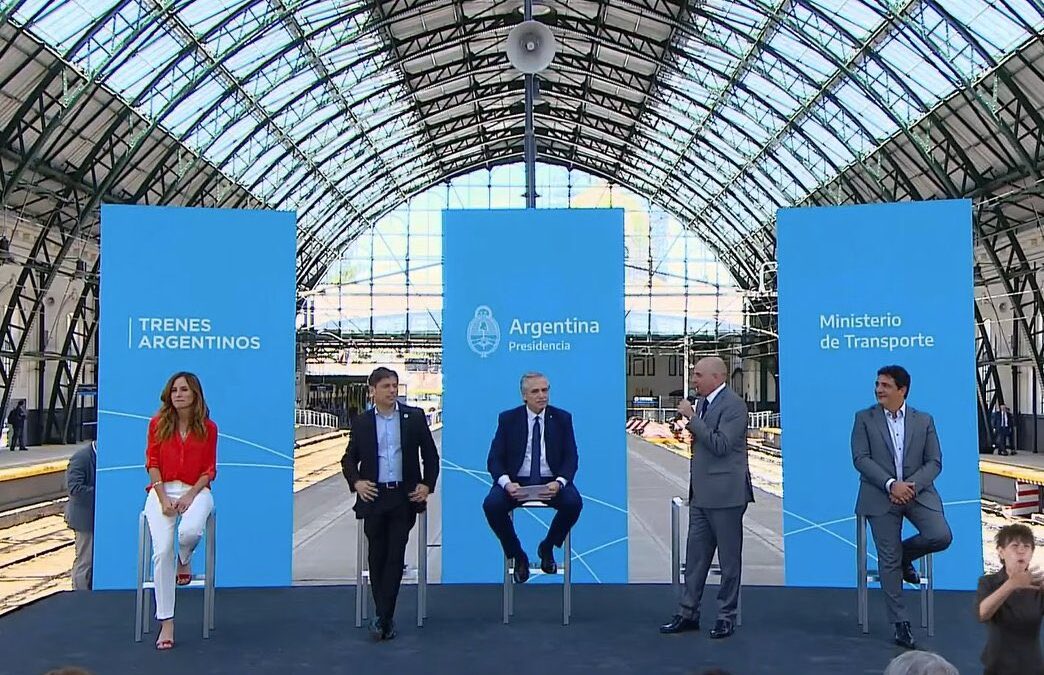 AGUJEROS DE LA ESTACIÓN LA PLATA Y LA CÚPULA PRESIDENCIAL