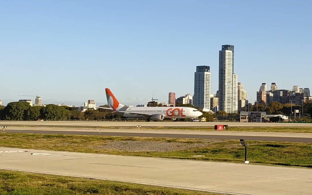 EL AEROPARQUE JORGE NEWBERY PERMITIÓ LOS VUELOS MÁS ALLÁ DE SUDAMÉRICA