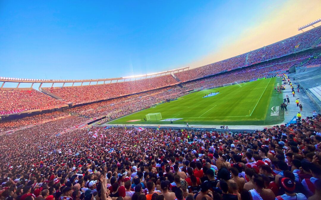 EN TRES FECHAS DEL TORNEO DE PRIMERA, LANÚS ES EL ÚNICO QUE GANÓ TODO