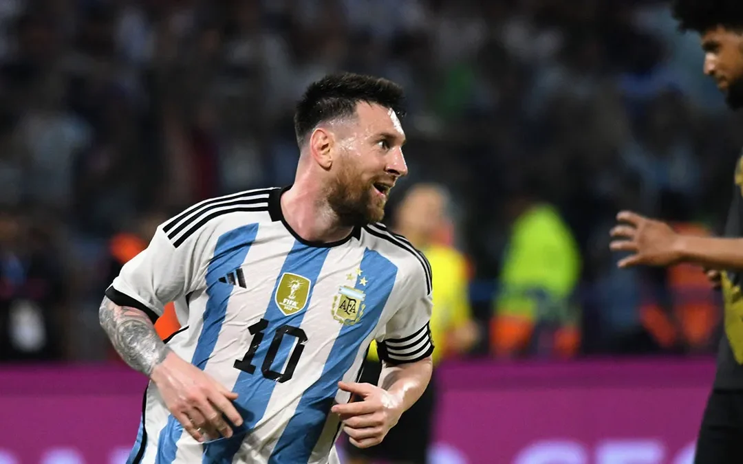 Gira por EEUU: Scaloni tuvo que convocar a un futbolista de urgencia por la baja de Messi