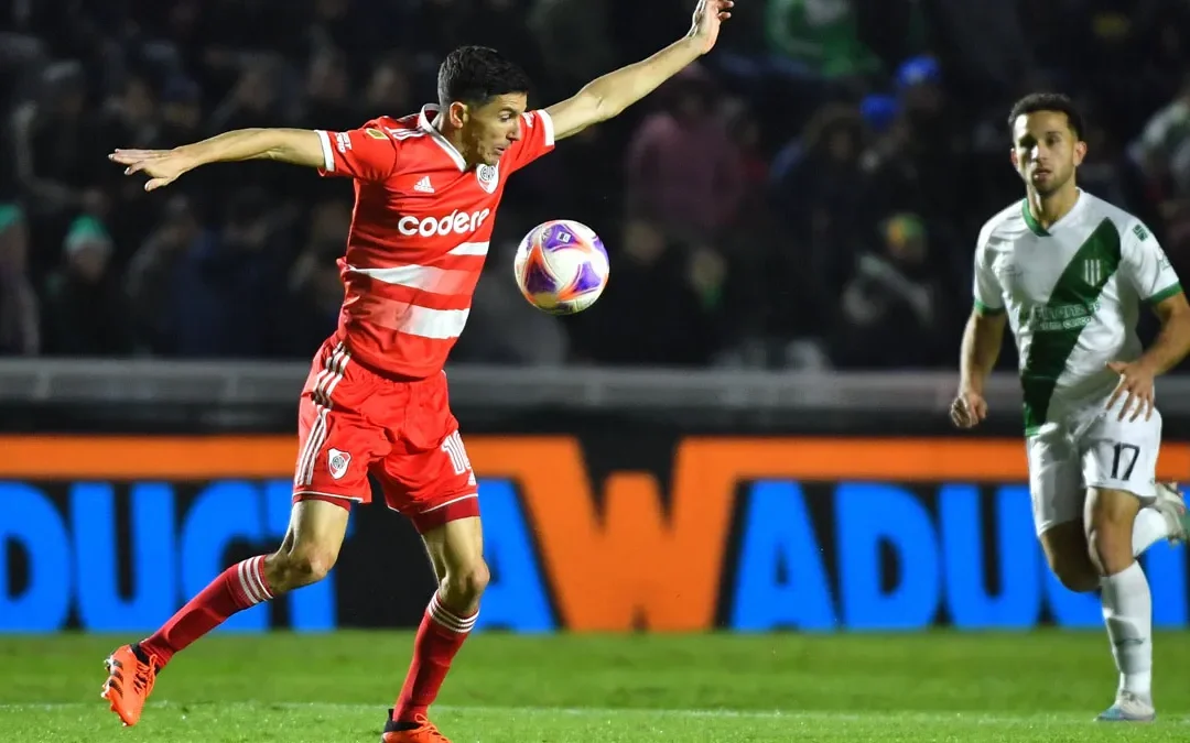 RIVER GOLEÓ A BANFIELD Y ESTIRA SU DIFERENCIA EN LA PUNTA